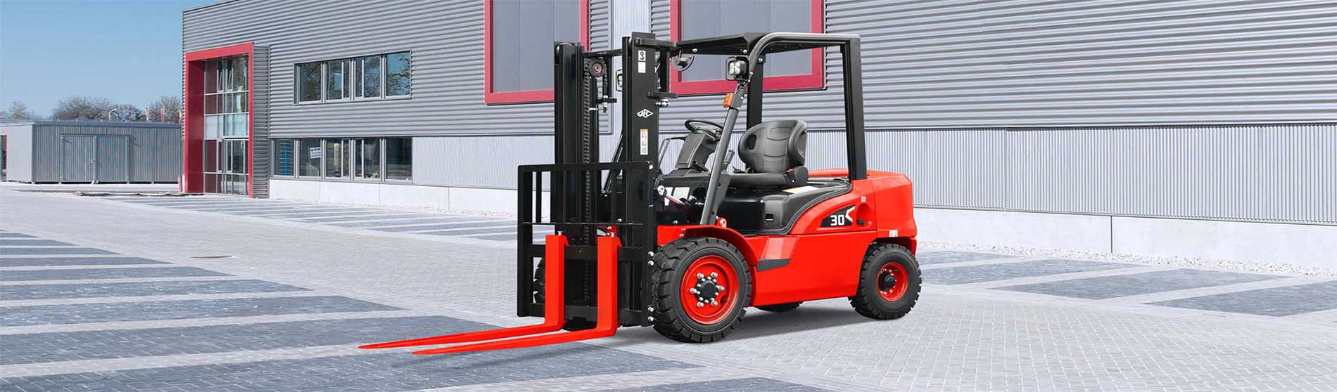 Forklift hire Woking unloading pallets from a commercial truck in GU21